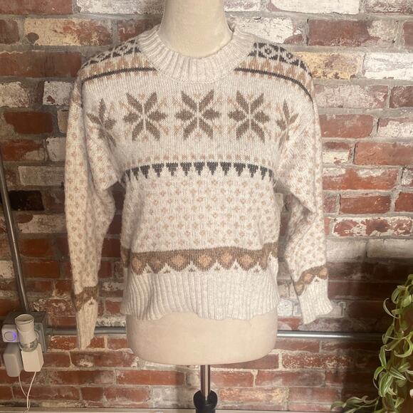 Jessica Simpson Cozy Fair Isle Sweater - Cream and Brown Size XS - Picture 1 of 6